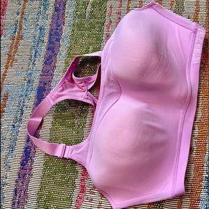 Victoria’s Secret sport bra